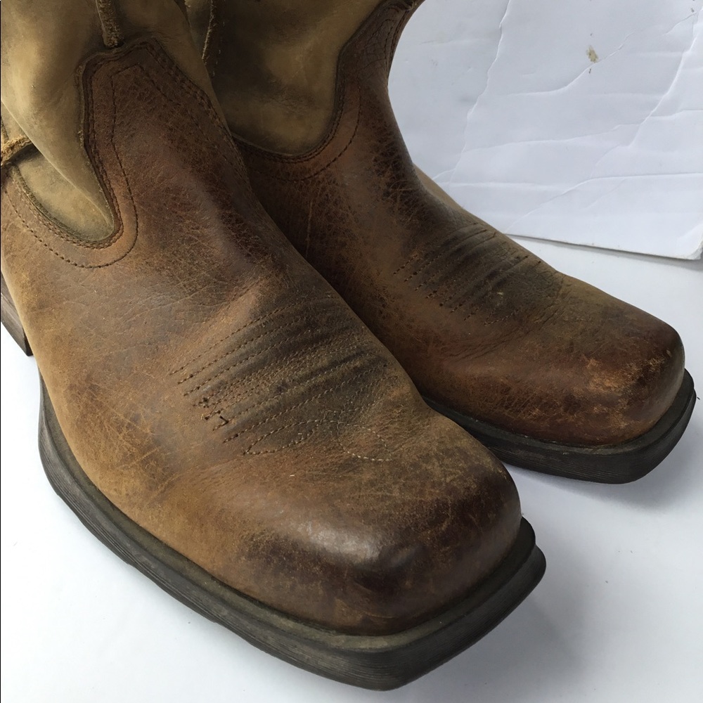 ARIAT BOOTS - Picture 6 of 13